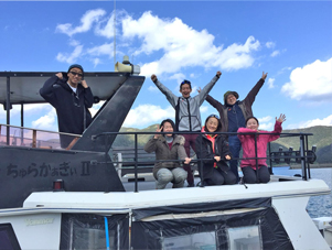 チャーター船で奄美大島ホエールスイムツアー